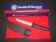 Smith & Wesson M&P Black Stainless Drop Point Fixed Blade Neck Knife 993