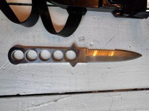 Wartech USA/China scuba knife with scabbard