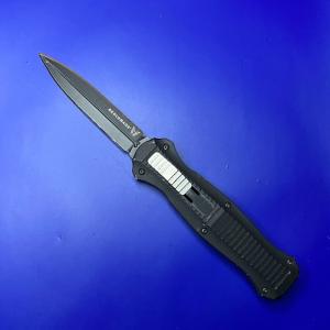 Benchmade Infidel D/E Dagger OTF Automatic Knife 3300BK