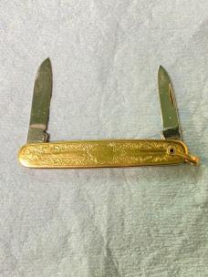 Vintage Gentleman’s Pocket Knife – Gold-Toned Handles – Made in USA – 2-Blade Pen Knife – 2 ¾” Close