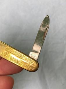 Vintage Gentleman’s Pocket Knife – Gold-Toned Handles – Made in USA – 2-Blade Pen Knife – 2 ¾” Close