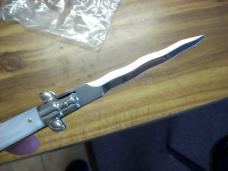 Vintage Italian Inox Italy Stiletto Kriss Automatic Swivel Bolster White Pearlex Handles Beauty!