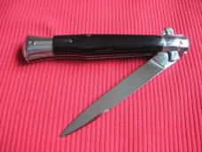 Vintage Italian Button Open Button Close 9 Inch Wasp Body Stiletto Switchblade Knife                