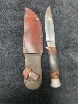 Vintage 1940S WWII Wade amp Butcher Fighting Knife w Original Sheath 9 14quot
