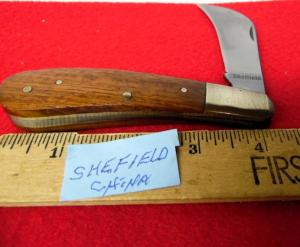 SHEFFIELD APPROX 4-18quot HAWKBILL WITH GOOD EDGE WOOD SCALES MINT PRE OWNED WELL KEPT