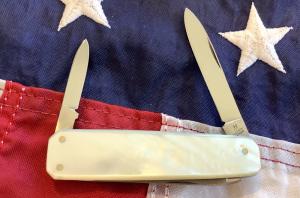 Zwilling J A Henckels Gents  Lobster Knife w Great Old Mother of Pearl Handles -NOS