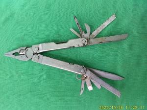 Leatherman Super Tool 300