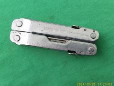 Leatherman Super Tool 300