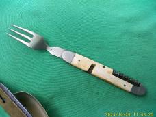 Ivory Hobo  Take apart Knife 