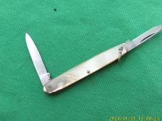 Made in USA (Camillus) Pearl Pen Knife