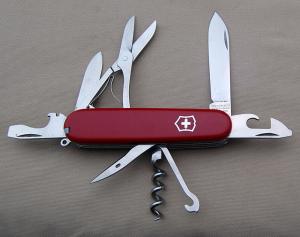 Ivoryman's Victorinox Swiss Army Knife Climber Model, 3.625" In Excellent Condition (Y)