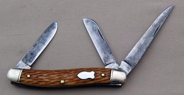 Ivoryman's Schrade Walden 3-Blade Slim Premium Stockman #895, 3.500" In Very Good Condition (AW) Ivoryman's Schrade Walden 3-Blade Slim Premium Stockman #895, 3.500" In Very Good Condition (AW)