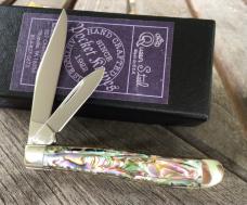 Queen Cutlery Titusville, PA - Reverse Peanut #14 Abalone