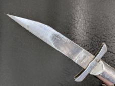 Vintage Rizzuto Estileto Milano Switchblade Batwing Guard