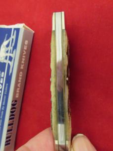 Bulldog Brand Amber Bone Whittler