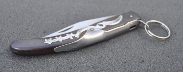 Okapi 3 Star 5 1/2" ClosFolder Wood Handle Ratchet Open Ring Pull To Close Looks Unused Factory Edge Okapi 3 Star 5 1/2" ClosFolder Wood Handle Ratchet Open Ring Pull To Close Looks Unused Factory Edge