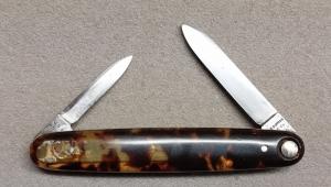 Press Button Knife Co Double Blade Tortoise Celluloid
