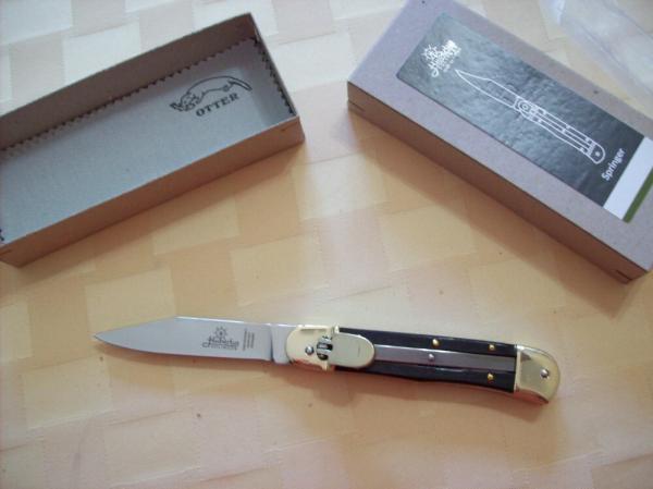 Hubertus Knife Solingen, Germany Size 10 Medium Exotic Black Ebonywood NIB