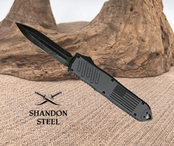 5.5" Automatic OTF Knife w/ Half Serrated Dagger Blade 194GYUS 5.5" Automatic OTF Knife w/ Half Serrated Dagger Blade 194GYUS