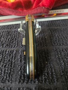 LAGUIOLE AUTOMATIC KNIFE 