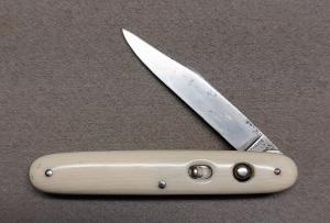 Schrade 3 3/8" French Ivory Single Blade 