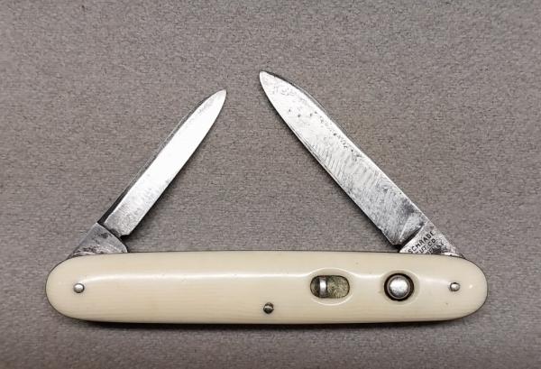 Early Schrade Cut Co 3 3/8" French Ivory Double Blade Early Schrade Cut Co 3 3/8" French Ivory Double Blade