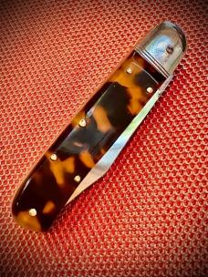 HUBERTUS 68-110-XX-08 "Custom Gentleman's Lilliput"