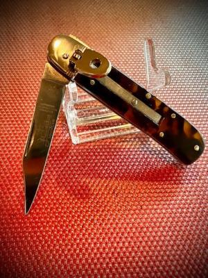 HUBERTUS 68-110-XX-08 "Custom Gentleman's Lilliput"