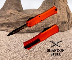 Microtech Knives HERA II MINI D/E BLACK PART SERRATE ORANGE 1702M-2OR