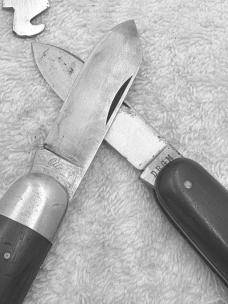 Vintage Multi Tool Folding Pocket Knife With Zip Up Leather Carry Pouch