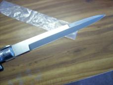 Vintage Italian 11 Incher White Pearlex W/Bayonet Blade Renzo Beltrame Swivel Bolster UNUSED!