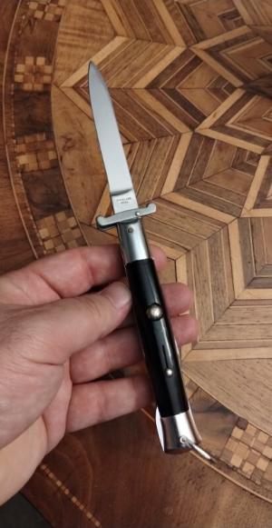 Korean 9" Rizzuto (Korizzy) Switchblade 