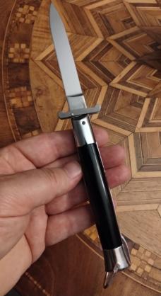 Korean 9" Rizzuto (Korizzy) Switchblade 