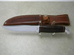 Case XX USA 2 Dot 365 SAB Stacked Leather Fixed Blade Knife w/Leather Sheath