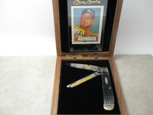 Case XX Bradford PA Bone Mickey Mantle Baseball Card Trapper Knife New in Display Case