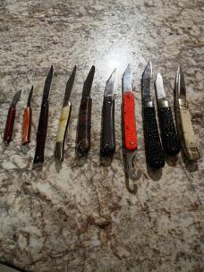  Group of 10 vintage switchblades For Parts or repair.