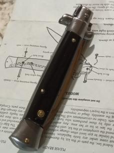 9" Vintage Edge Co. Stiletto. With original instructions.