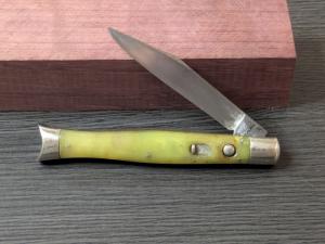 Vintage Geo. Schrade Presto Fishtail Celluloid Automatic Knife.