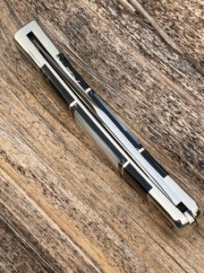 BUCK 110 ** BRIAN YELLOWHORSE CUSTOM MOTHER OF PEARL COBRA SCALES FOLDING HUNTER