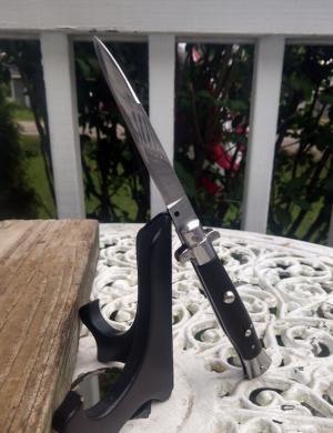 8 Inch Sparrow Bolster