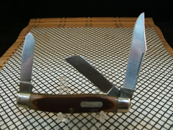 SCHRADE OLD TIMER 8OT SR. STOCKMAN HIGH CARBON STEEL BLADES VINTAGE UNUSED USA FOLDING POCKET KNIFE SCHRADE OLD TIMER 8OT SR. STOCKMAN HIGH CARBON STEEL BLADES VINTAGE UNUSED USA FOLDING POCKET KNIFE