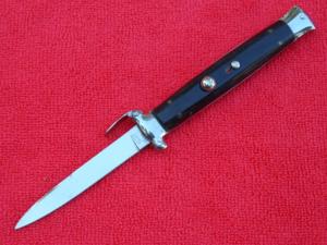 Vintage Italian Trap door OTF Automatic switchblade Brazilian horn *First Model* II
