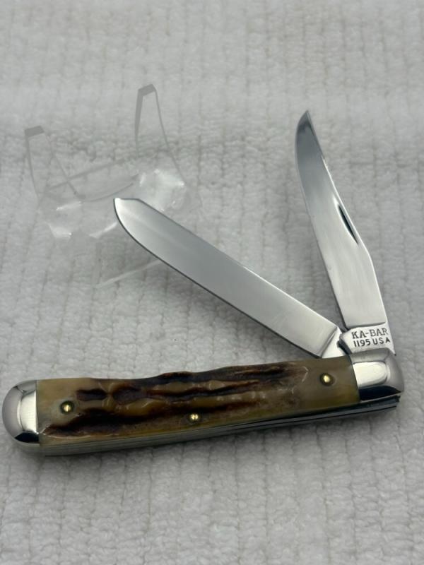 Ka-Bar USA 1195 2 Blade Stag Trapper Pocket Knife (134) Ka-Bar USA 1195 2 Blade Stag Trapper Pocket Knife (134)