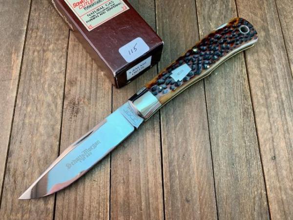 Schatt and Morgan Mountain Man Lockback Golden Root Jigged Bone 2003 Please Read Schatt and Morgan Mountain Man Lockback Golden Root Jigged Bone 2003 Please Read