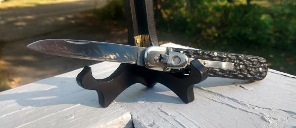 Boker 712R - Works But Needs TLC Boker 712R - Works But Needs TLC