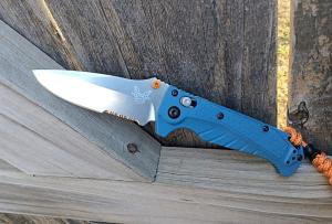 Benchmade Mini Adira Folding Knife Blue Grivory Handle MagnaCut Partially Serrated Blade - New