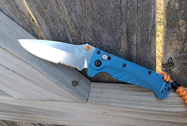 Benchmade Mini Adira Folding Knife Blue Grivory Handle MagnaCut Partially Serrated Blade - New