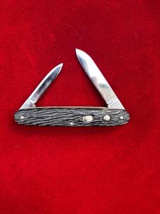 Schrade Walden 3 3/8 Double Button