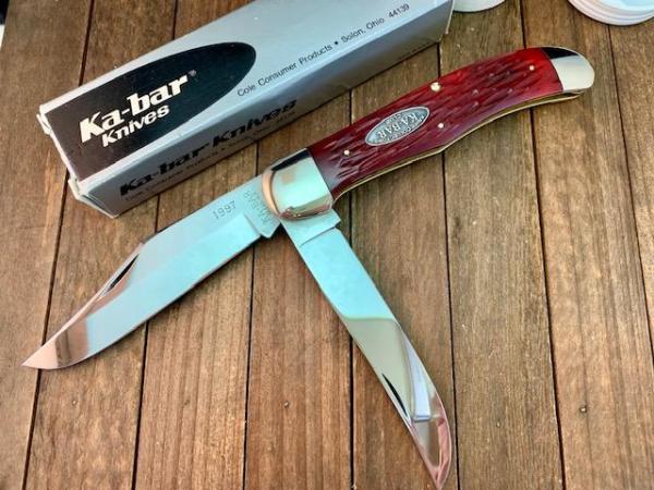 Kabar Folding Hunter For the Ka-Bar Knife Collectors Club Red Jigged Bone 1997