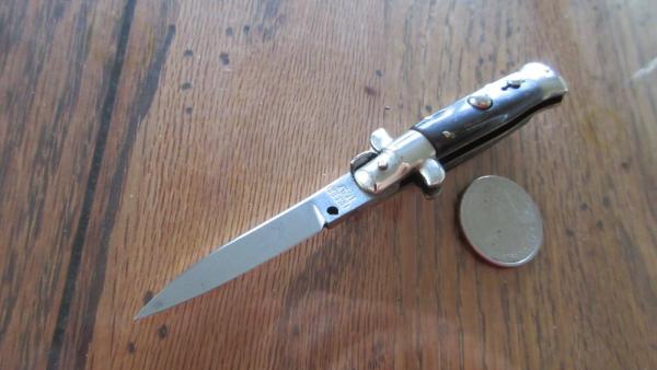 c.1950's-60's MADE IN ITALY 12cm PICK LOCK Cow HORN SCALES MINT ! c.1950's-60's MADE IN ITALY 12cm PICK LOCK Cow HORN SCALES MINT !